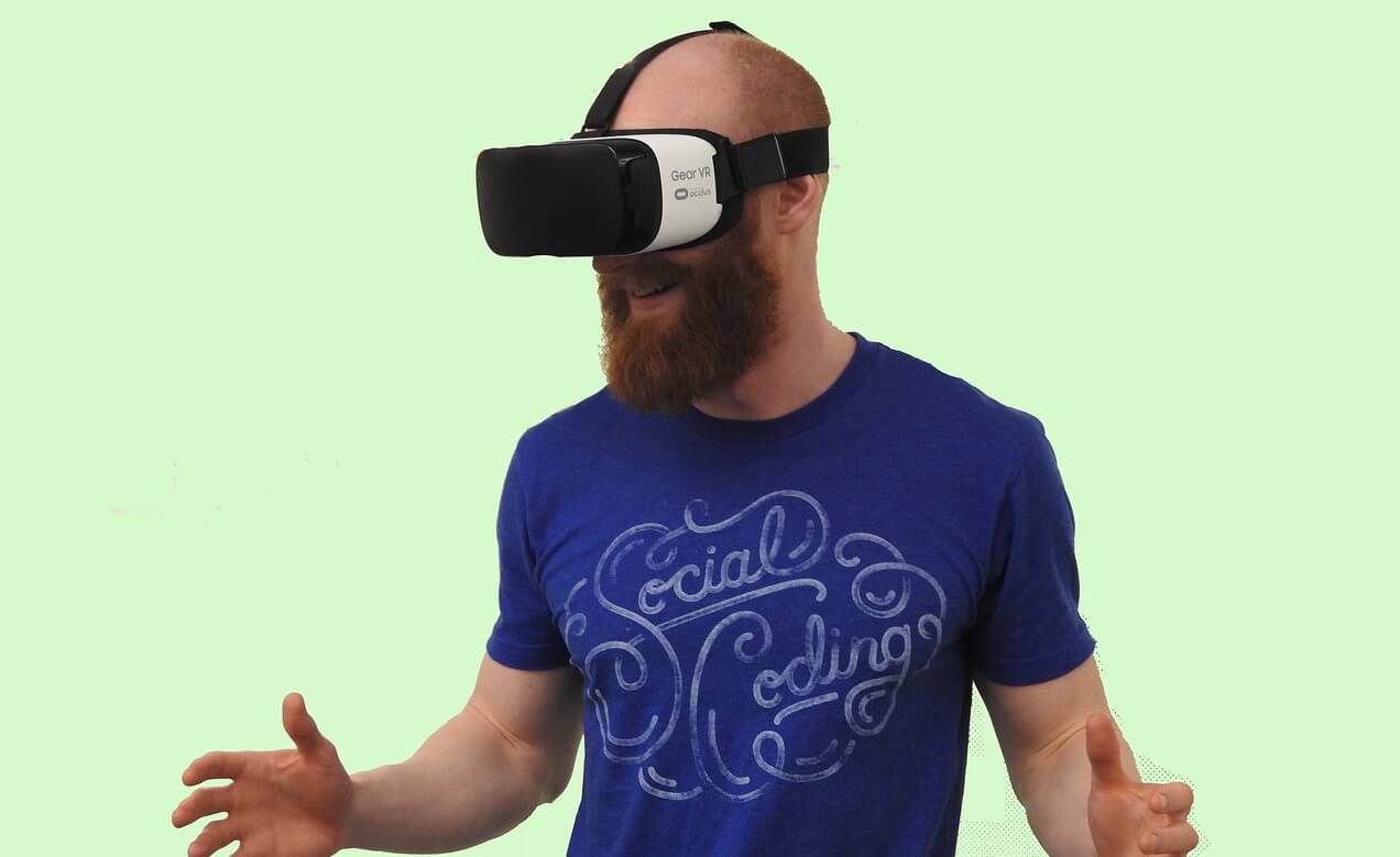 virtual-reality-1389031_1280